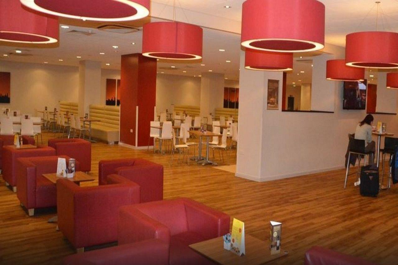 Mercure London Gatwick Airport Horley Eksteriør billede
